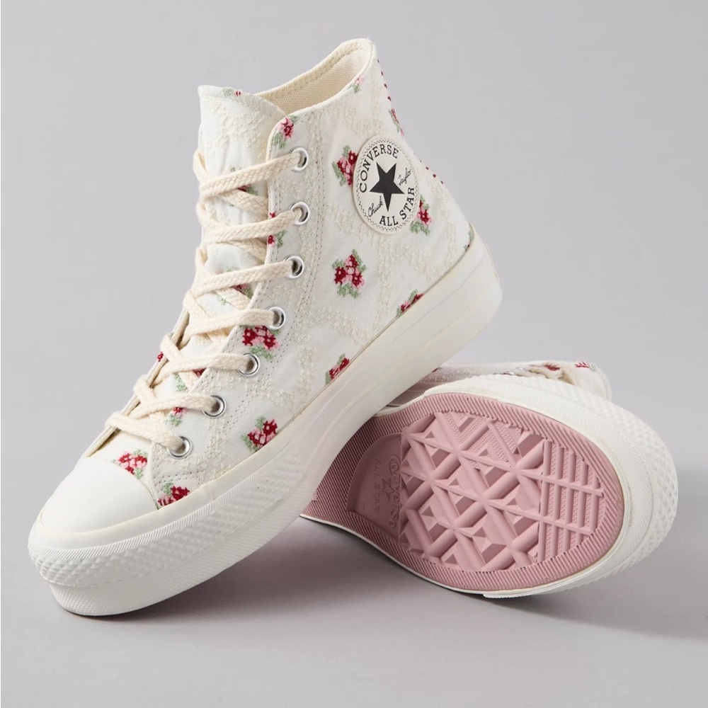 Converse Chuck Taylor’s High-Top flower sneakers